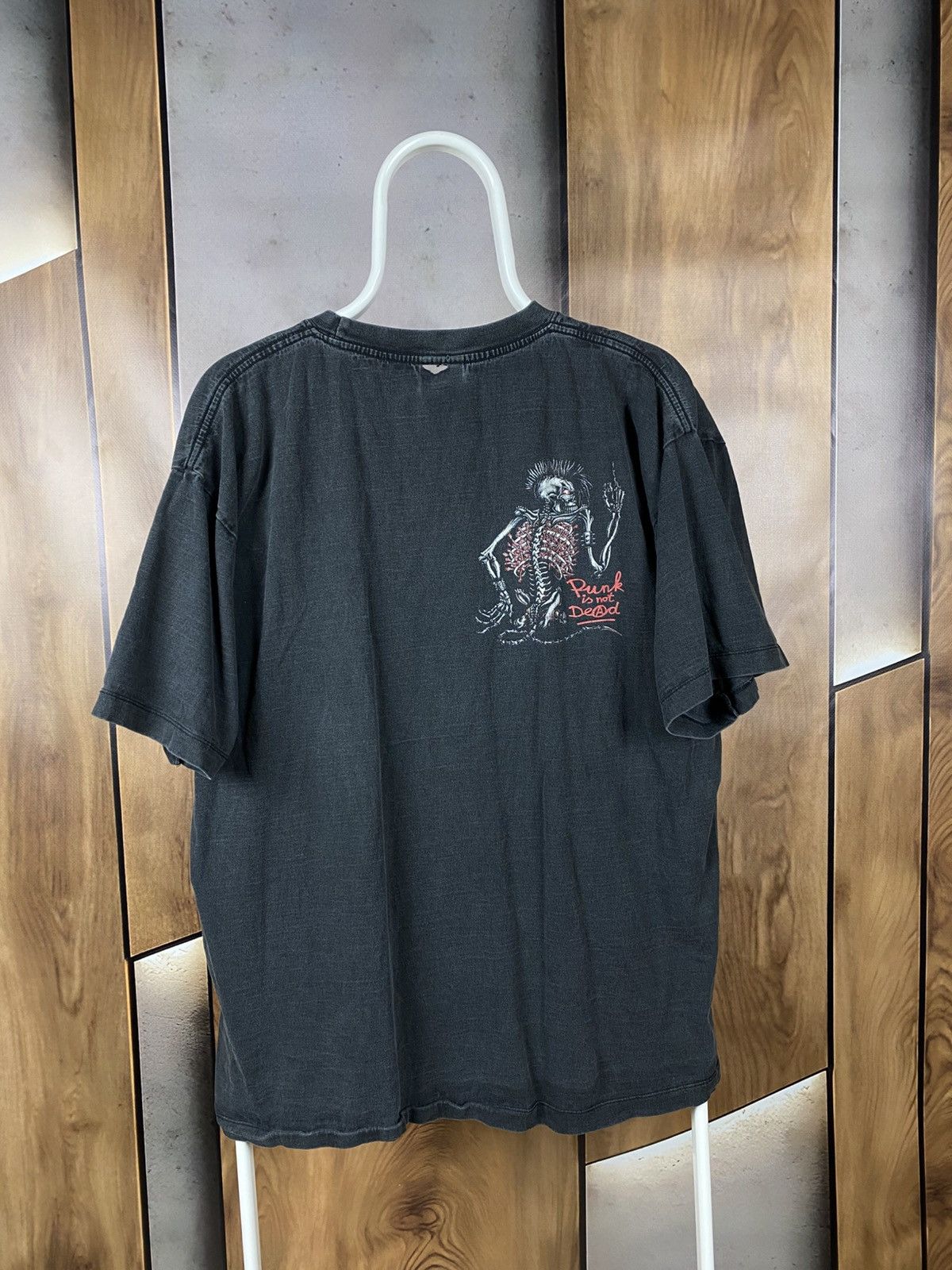 Band Tees 💀Vintage 90s T-Shirt Punk Is Not Dead Punk Rock VTG Tee💀 Size US XL / EU 56 / 4 - 2 Thumbnail