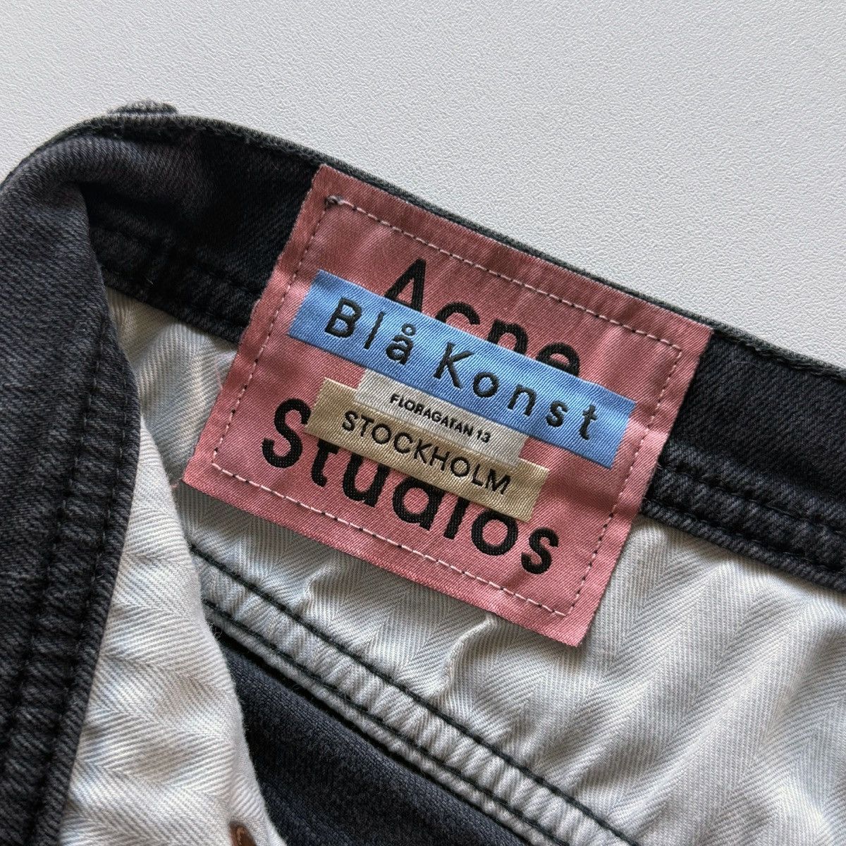 Acne Studios Acne Studios River Used Black Denim Jeans (29x32) Size US 30 / EU 46 - 7 Thumbnail