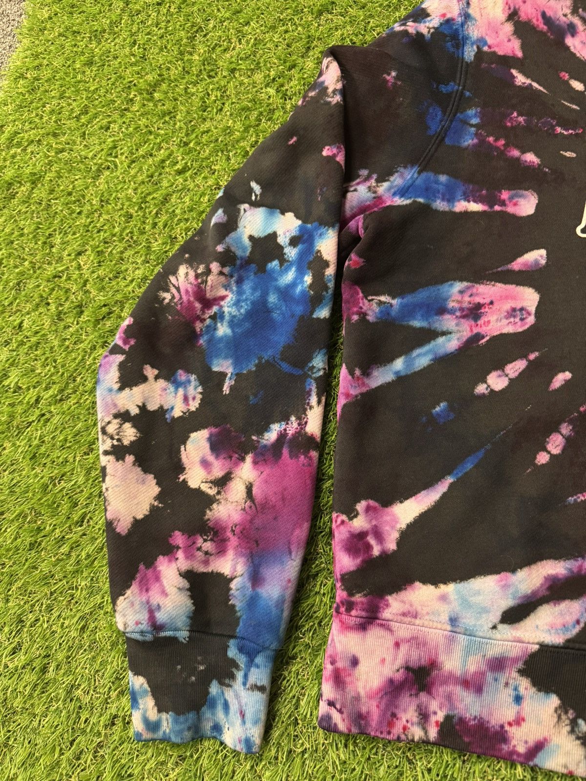 Amiri Amiri Crystal Ball Tie-Dye Crewneck Sweatshirt. Size US M / EU 48-50 / 2 - 3 Thumbnail