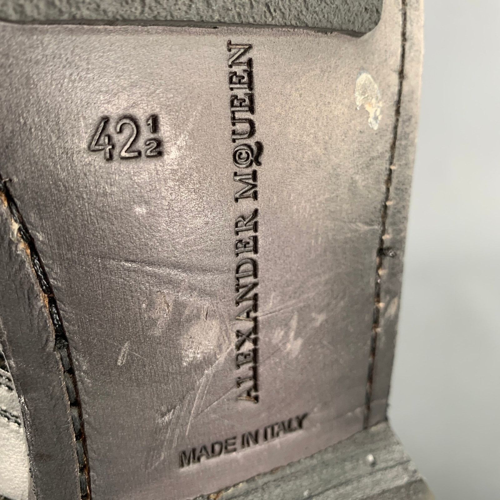 Alexander McQueen ALEXANDER MCQUEEN Size 9.5 Black Leather Lace Up Boots Size US 9.5 / EU 42-43 - 7 Thumbnail