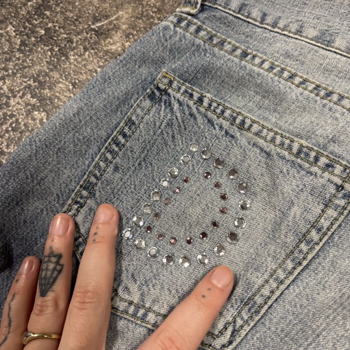 Dolce & Gabbana Vintage Dolce&Gabbana Big Logo Flare Jeans Size 32" / US 10 / IT 46 - 16 Thumbnail