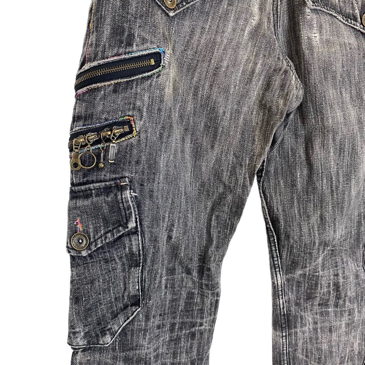 Japanese Brand ☀️Gumu Intl Japanese style jeans multipocket Size US 32 / EU 48 - 8 Thumbnail