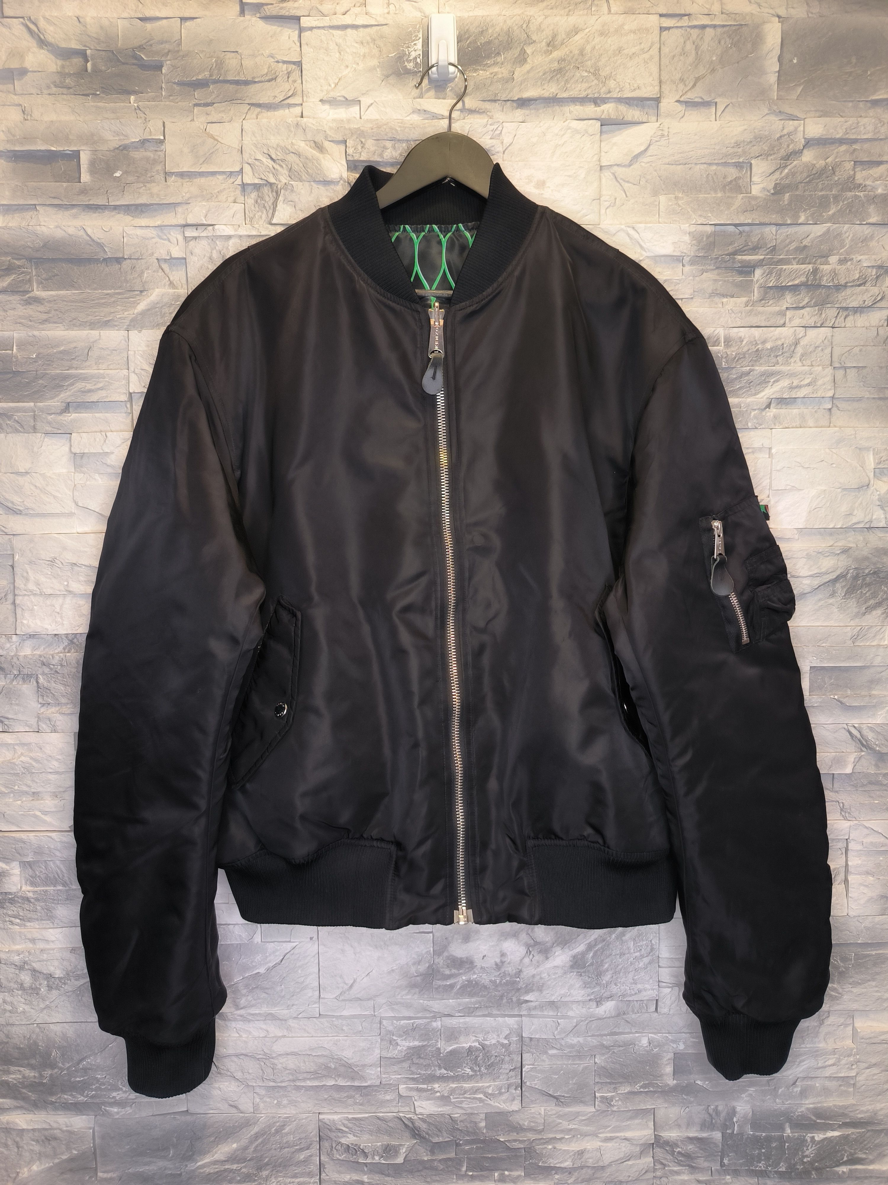 Kenzo Vintage Kenzo x H&M Bomber Jacket Reversible Two Sided Size US L / EU 52-54 / 3 - 1 Thumbnail
