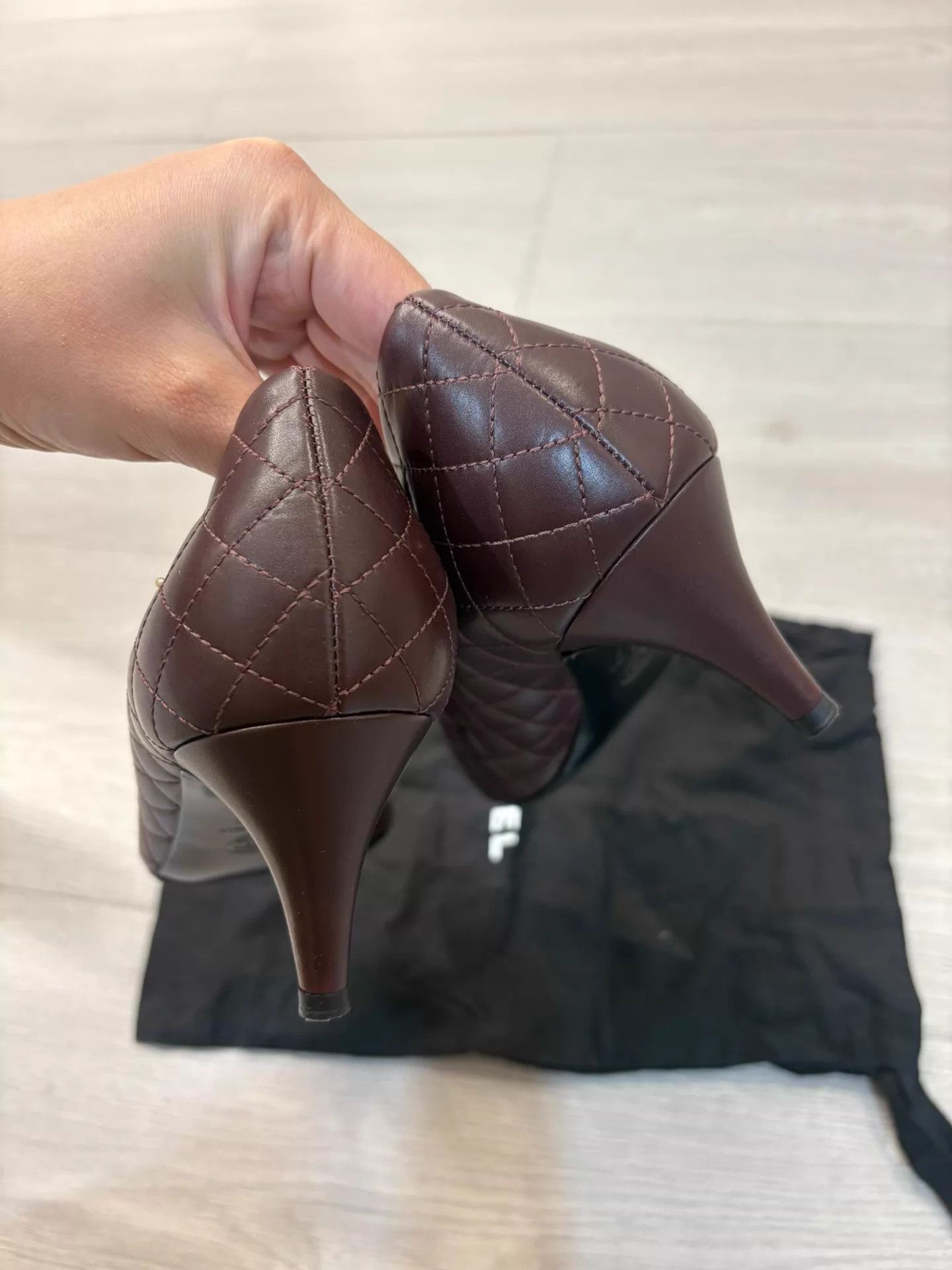 Chanel Chanel R-Brown 3D Cam Quilted Leather Heels 99.99 New 38.5C Size US 8 / IT 38 - 4 Thumbnail