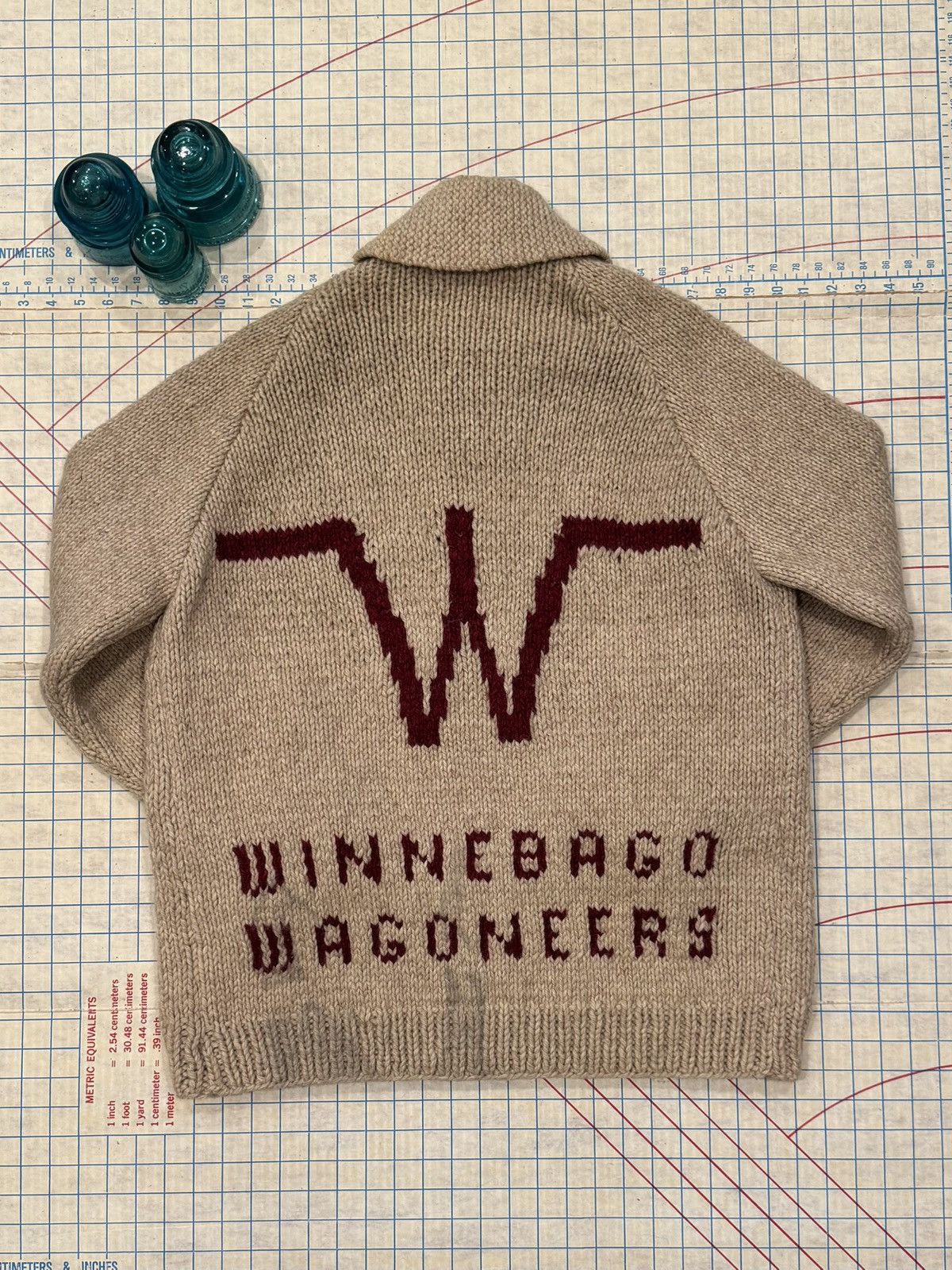 Vintage Vintage Winnebago Wagoneers Knit Cowichan Sweater Fits Large Size US L / EU 52-54 / 3 - 1 Thumbnail