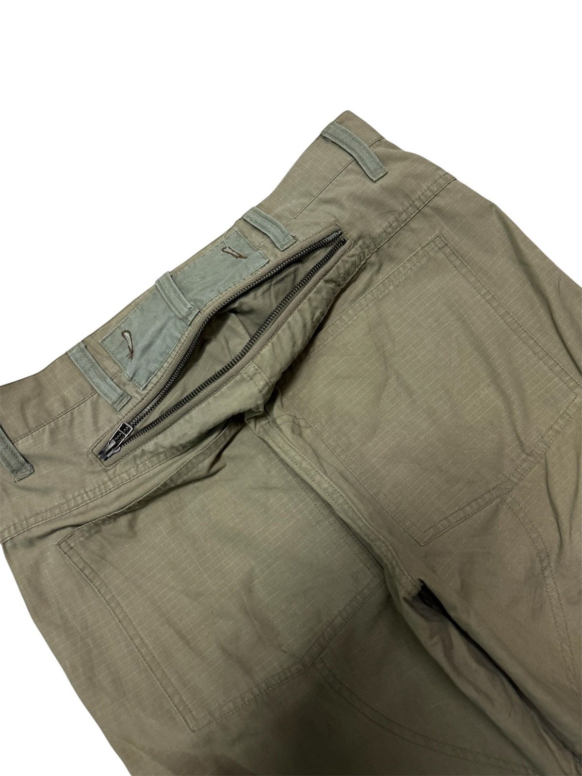 Undercover G-STAR RAW x S.C ARMY ELWOOD SICK MULTIPOCKET DOUBLE KNEE Size US 30 / EU 46 - 18 Thumbnail