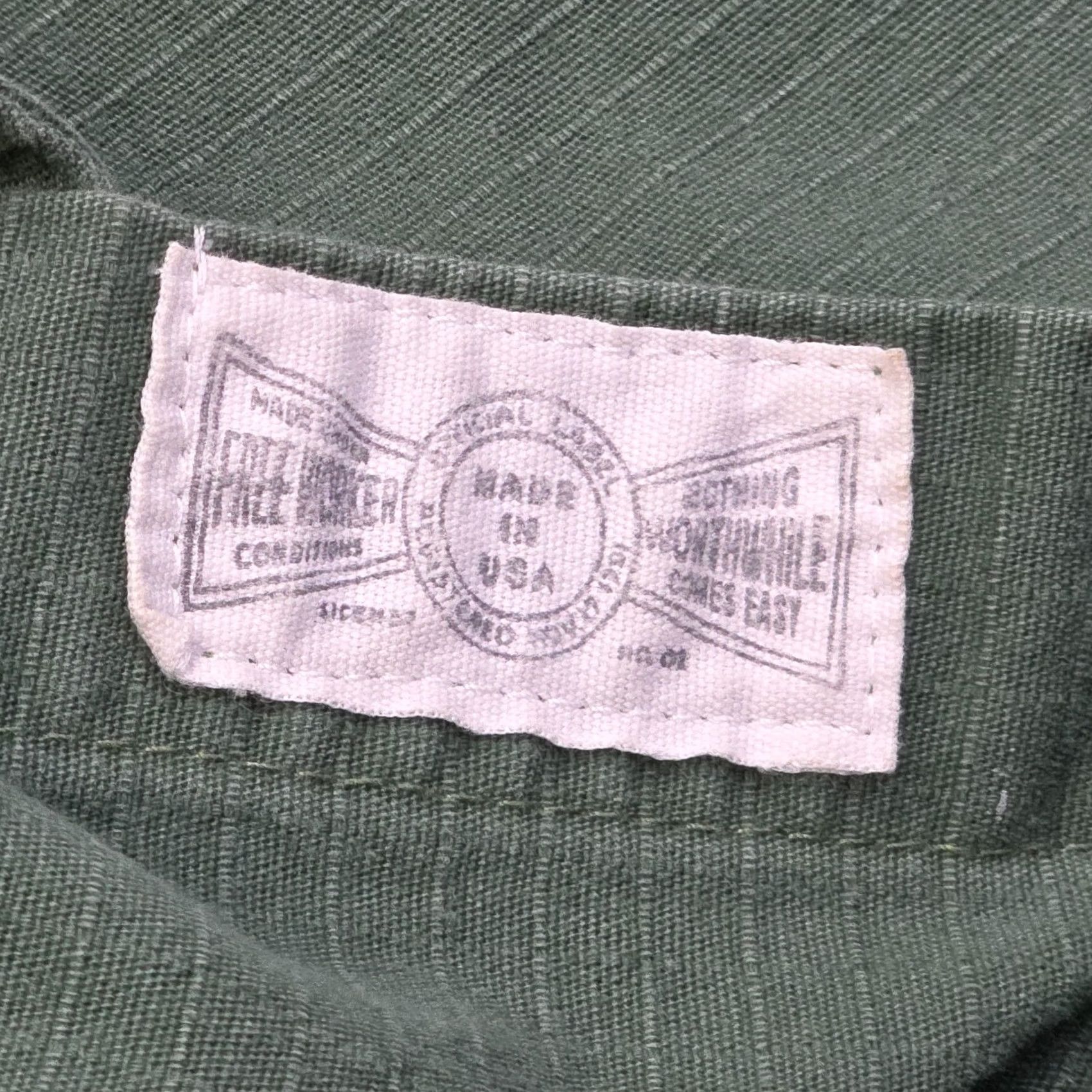 Vintage VINTAGE Unbranded Military Button Up Shirt Mens Medium Green FREE WORKERS UNION USA Button-Up Shirt Mens Green Size US M / EU 48-50 / 2 - 4 Thumbnail