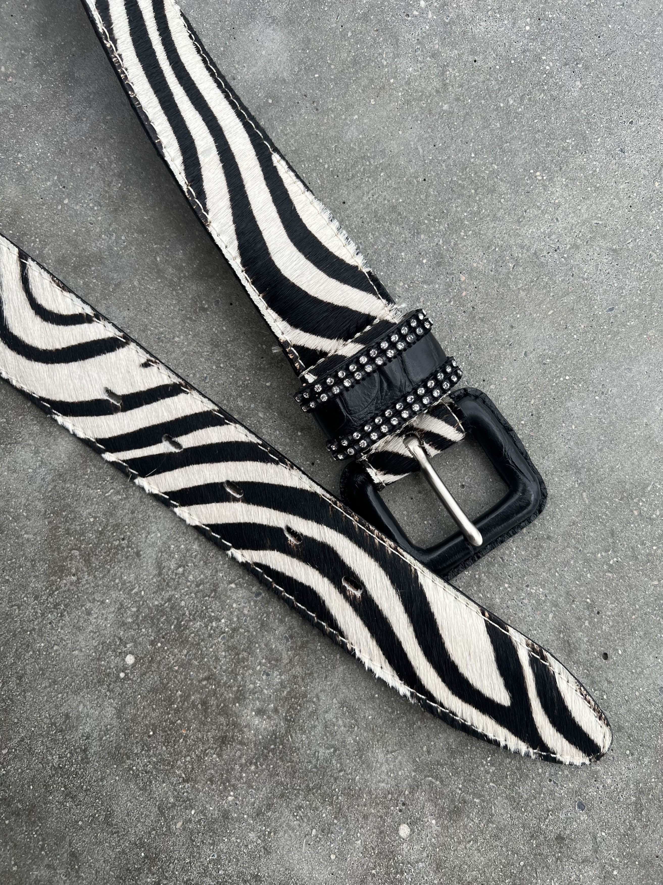 Designer × Japanese Brand × Vintage zebra belt y2k 85 designer Size ONE SIZE - 1 Thumbnail