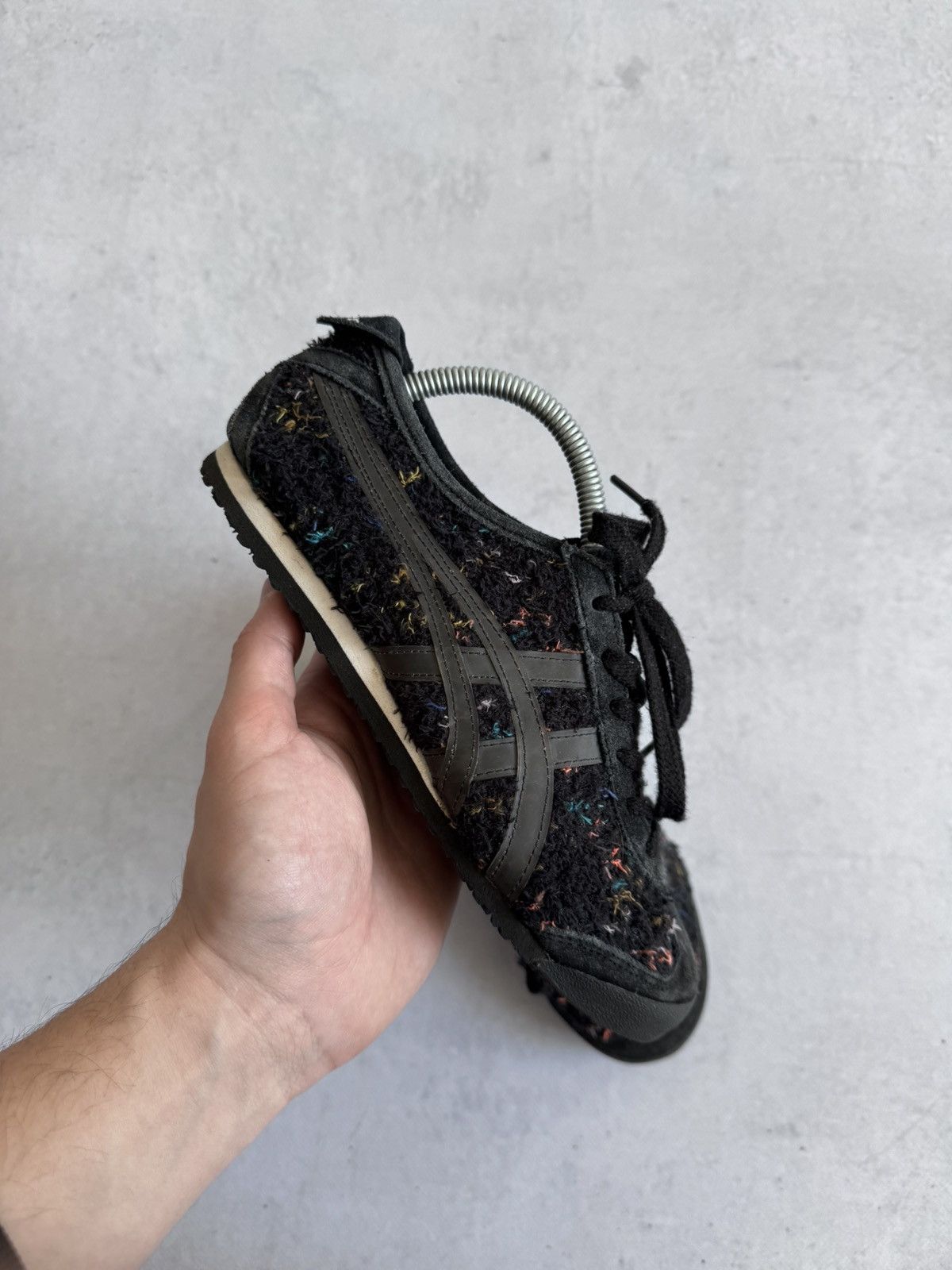 Onitsuka Tiger Vintage Onitsuka Tiger Mexico 66 Fleece Black Y2K Sneakers Size US 5 / IT 35 - 1 Thumbnail