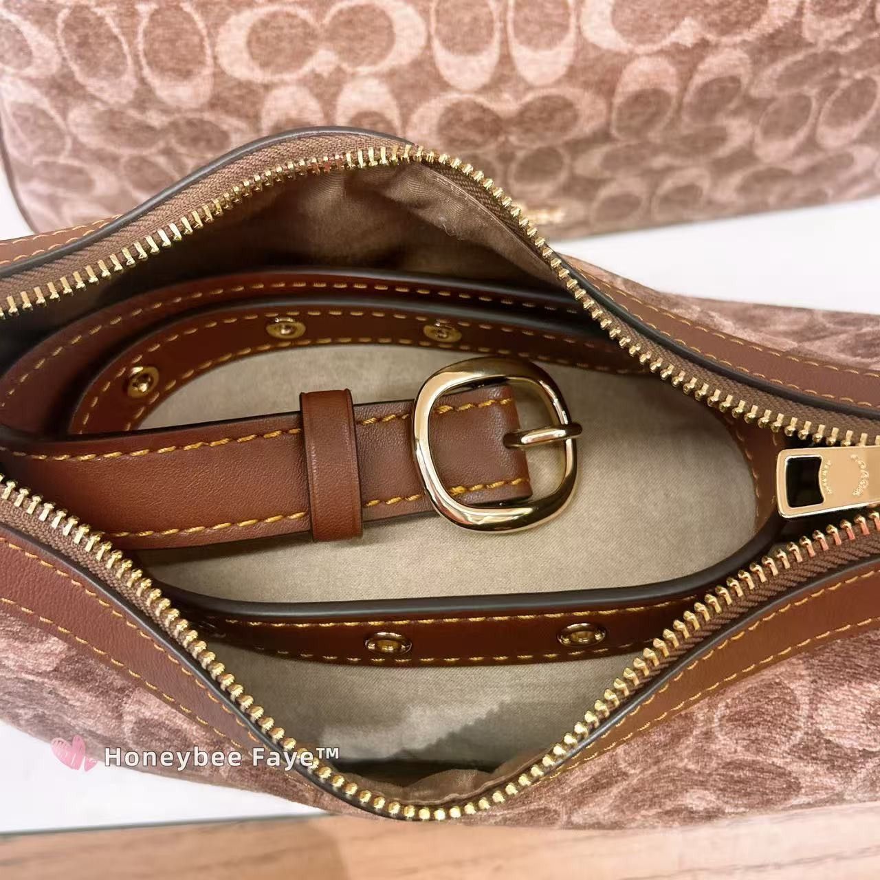 Coach Ella Small Shoulder Bag In Signature Chenille CDV37 Size ONE SIZE - 4 Thumbnail
