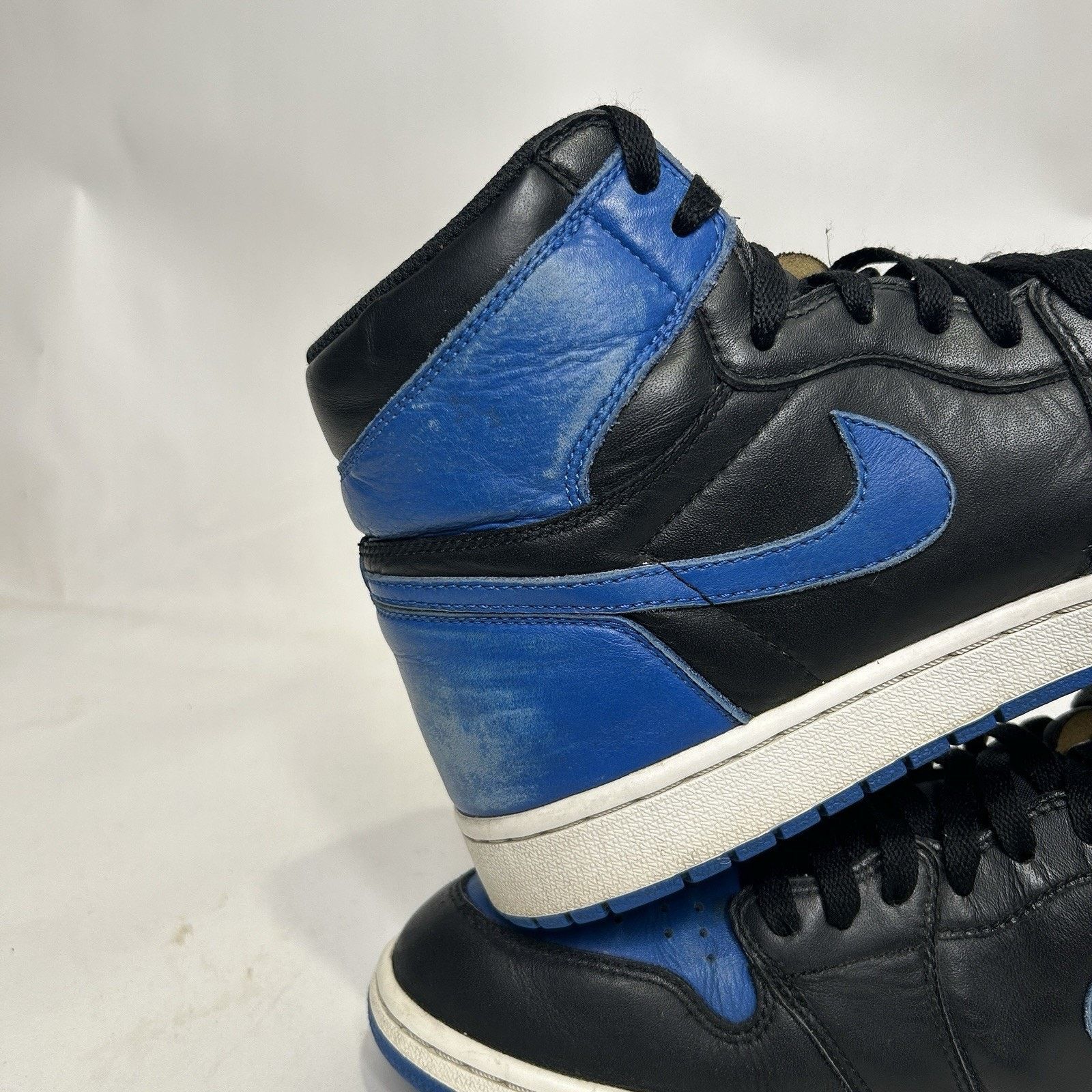 Jordan Brand Nike Air Jordan 1 Retro OG High “Royal” (2017) Size US 11.5 / EU 44-45 - 8 Thumbnail