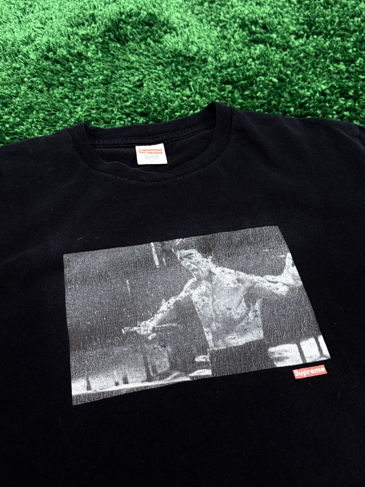 Supreme Supreme Bruce Lee Enter the Dragon Tee Black FW13 Large Size US L / EU 52-54 / 3 - 2 Thumbnail