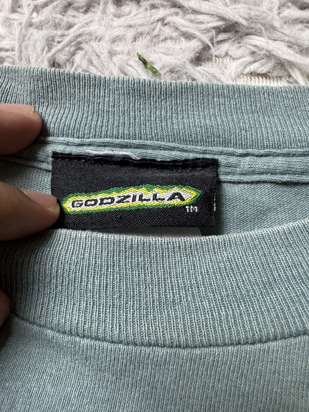 Vintage Vintage Godzilla 1998 Size US M / EU 48-50 / 2 - 2 Thumbnail