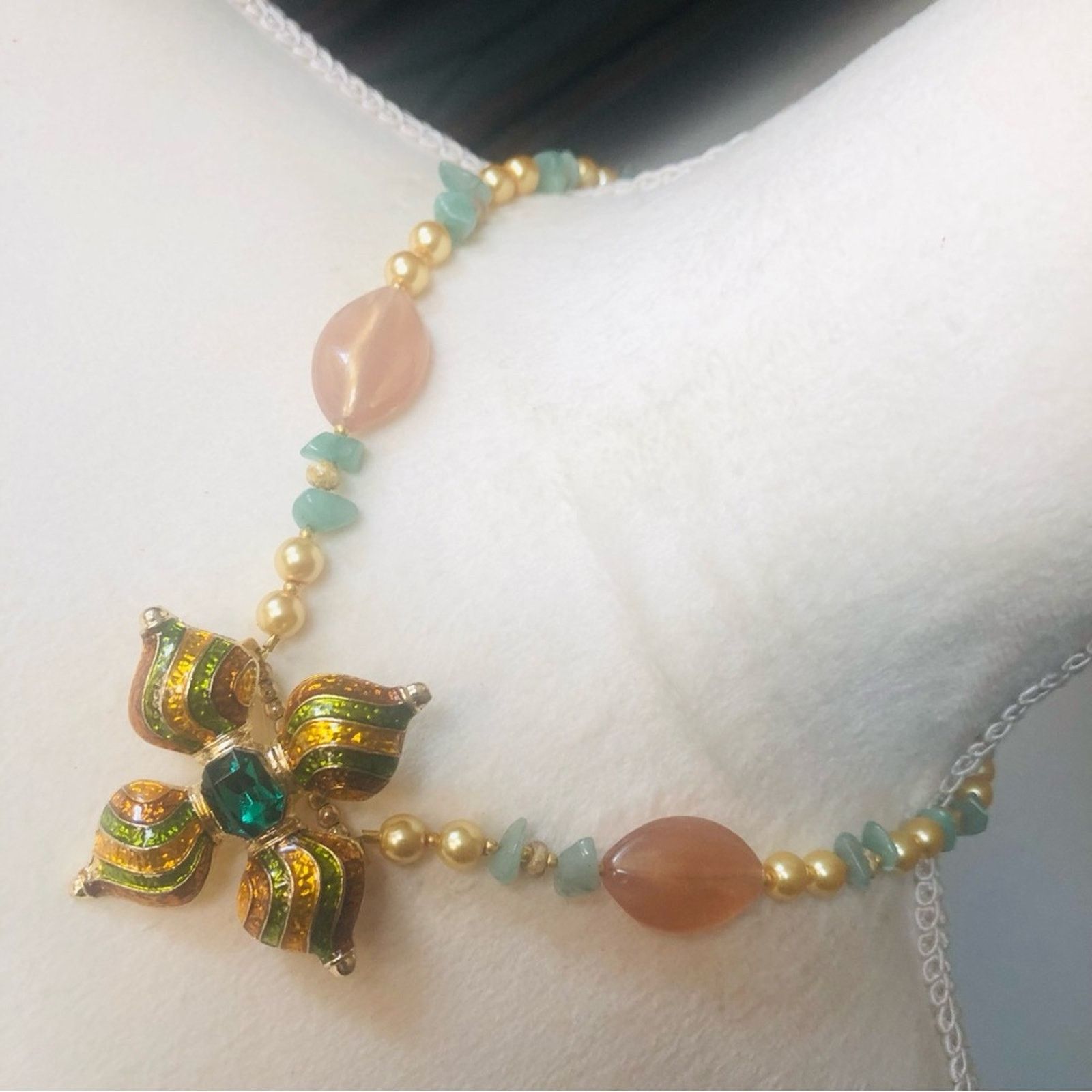 Handmade Handcrafted repurpose elegant stone enamel Pearl necklace Size ONE SIZE - 1 Thumbnail