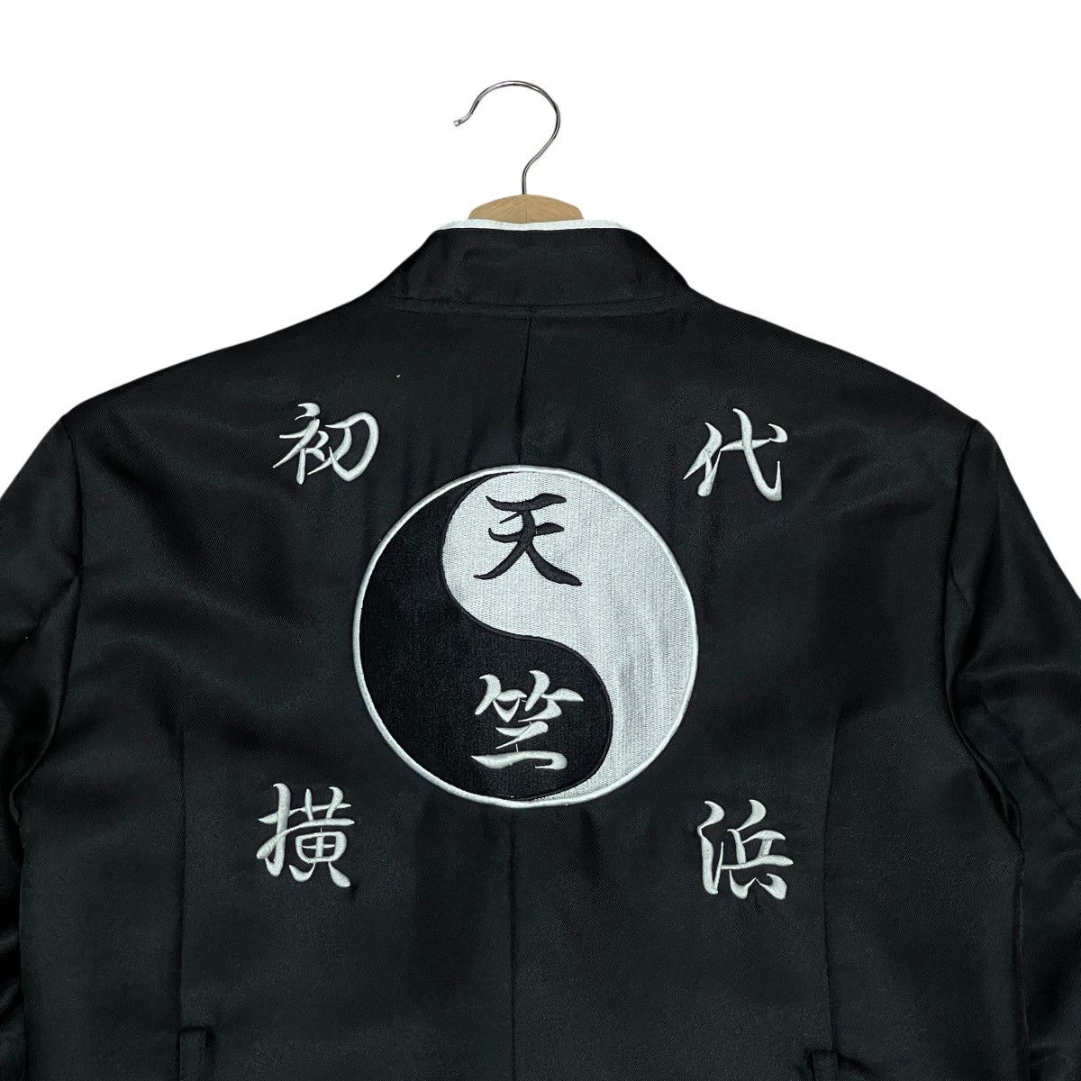 Anime Anime Tokyo Revengers Yin Yang Bosozoku Tokufuku Long Jacket Size US M / EU 48-50 / 2 - 15 Thumbnail