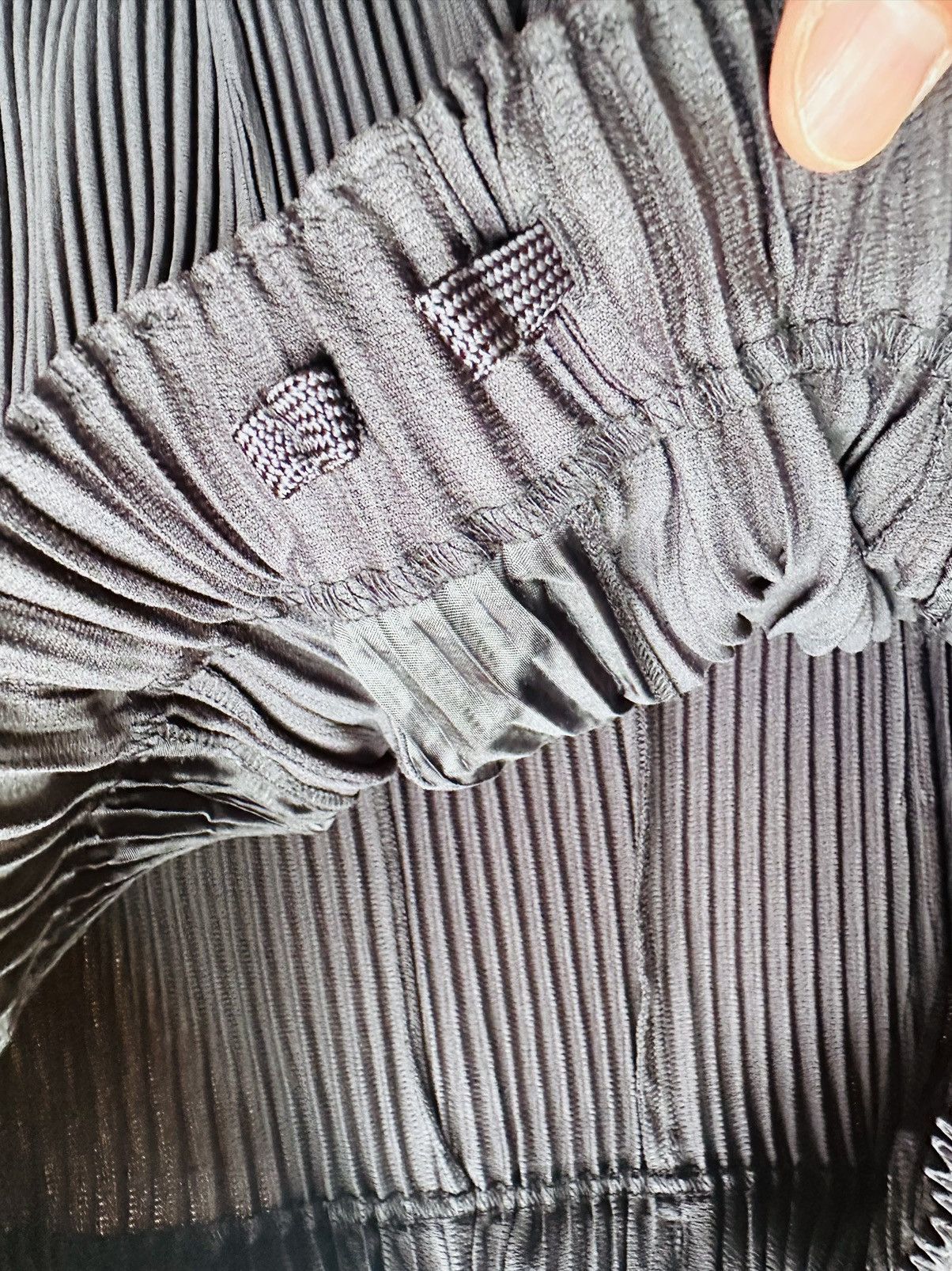 Homme Plisse Issey Miyake HOMME PLISSE ISSEY MIYAKE Pleated straight-leg regular-fit Size US 33 - 7 Thumbnail