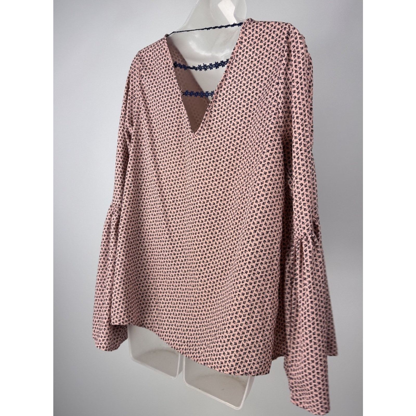 Sage Sage Women's Blush Pink & Black Bell Sleeve Blouse Size L Size L / US 10 / IT 46 - 3 Thumbnail