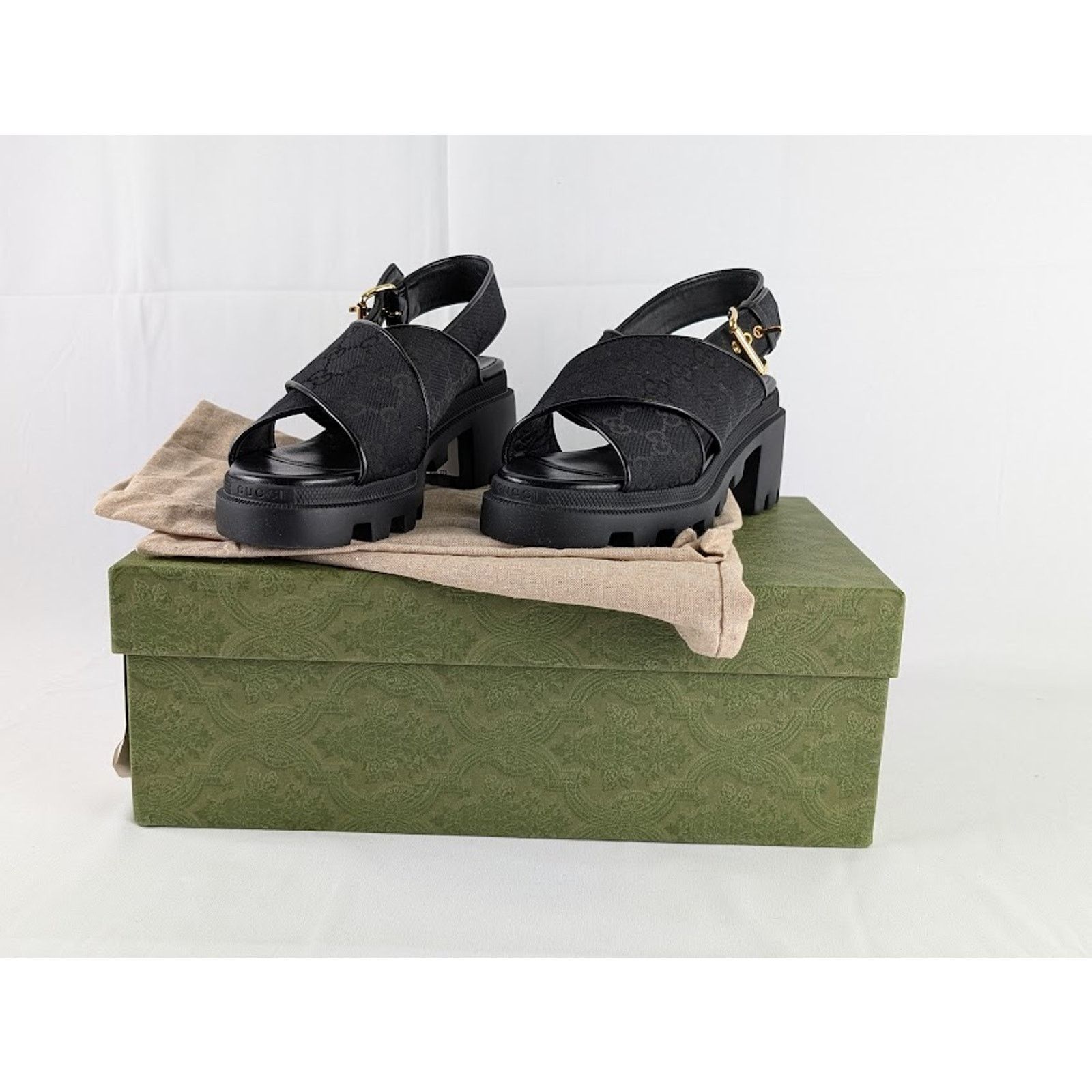Gucci o1rshd1 Fabric Sandal R.S in Black Size US 7 / IT 37 - 8 Thumbnail