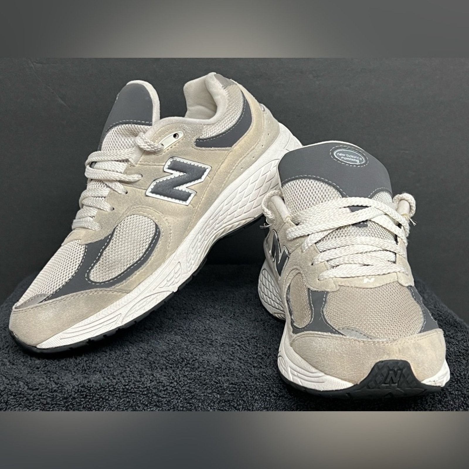 New Balance New Balance 2002R Shoes Sandstone/Magnet SIZE 7Y WOMEN 8.5 Size US 8.5 / IT 38.5 - 3 Thumbnail