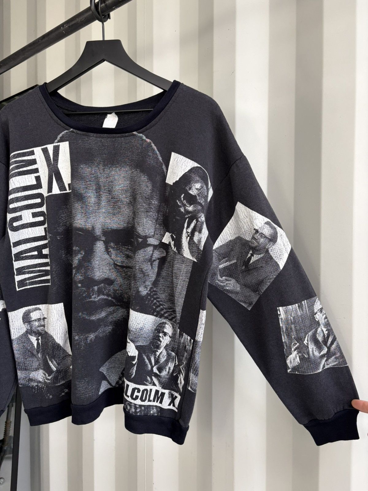 Vintage Thrashed Malcolm X Faded Distressed Sweater GRUNGE Band Size US L / EU 52-54 / 3 - 2 Thumbnail