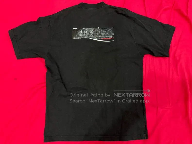 Balenciaga Balenciaga Solid Color Logo Print Concealed Round Neck Sho Size US XS / EU 42 / 0 - 4 Thumbnail