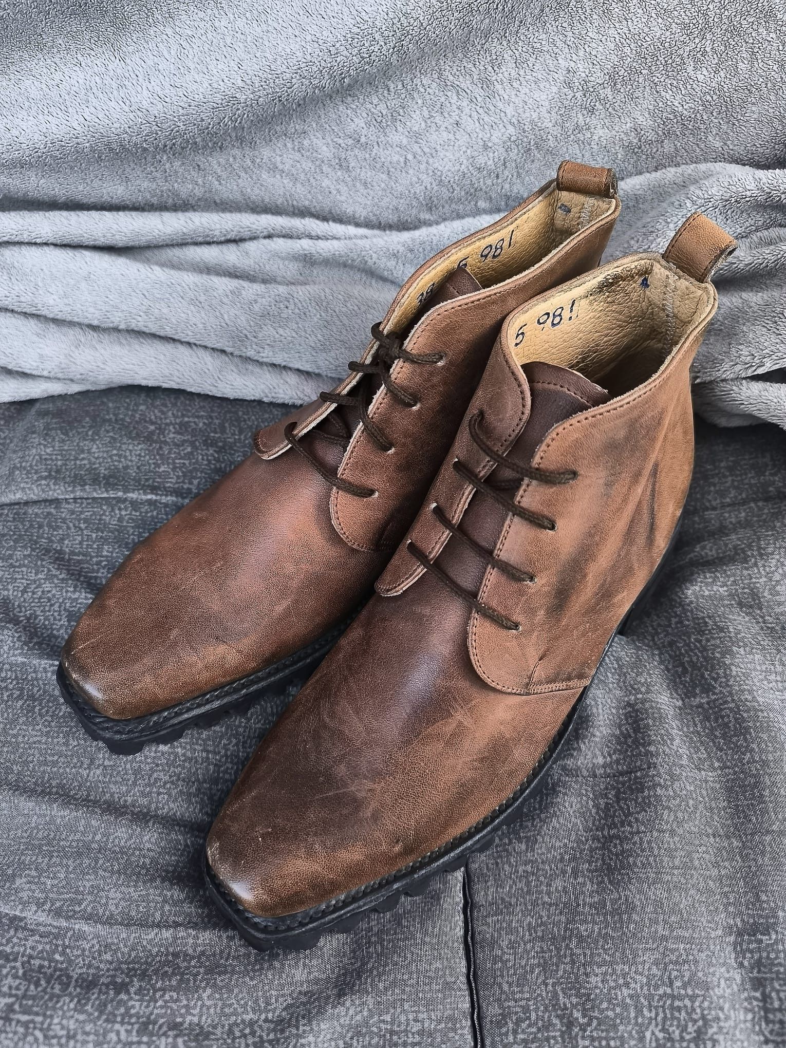 Vintage pointy block toe western ankle boots patina leather 90s Size US 7 / IT 37 - 2 Thumbnail