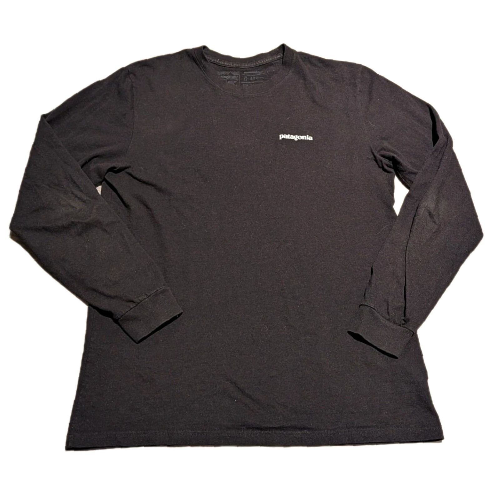 Patagonia Patagonia Shirt Mens M Black Long Sleeve P-6 Logo Graphic Responsibili-Tee Size US M / EU 48-50 / 2 - 2 Thumbnail