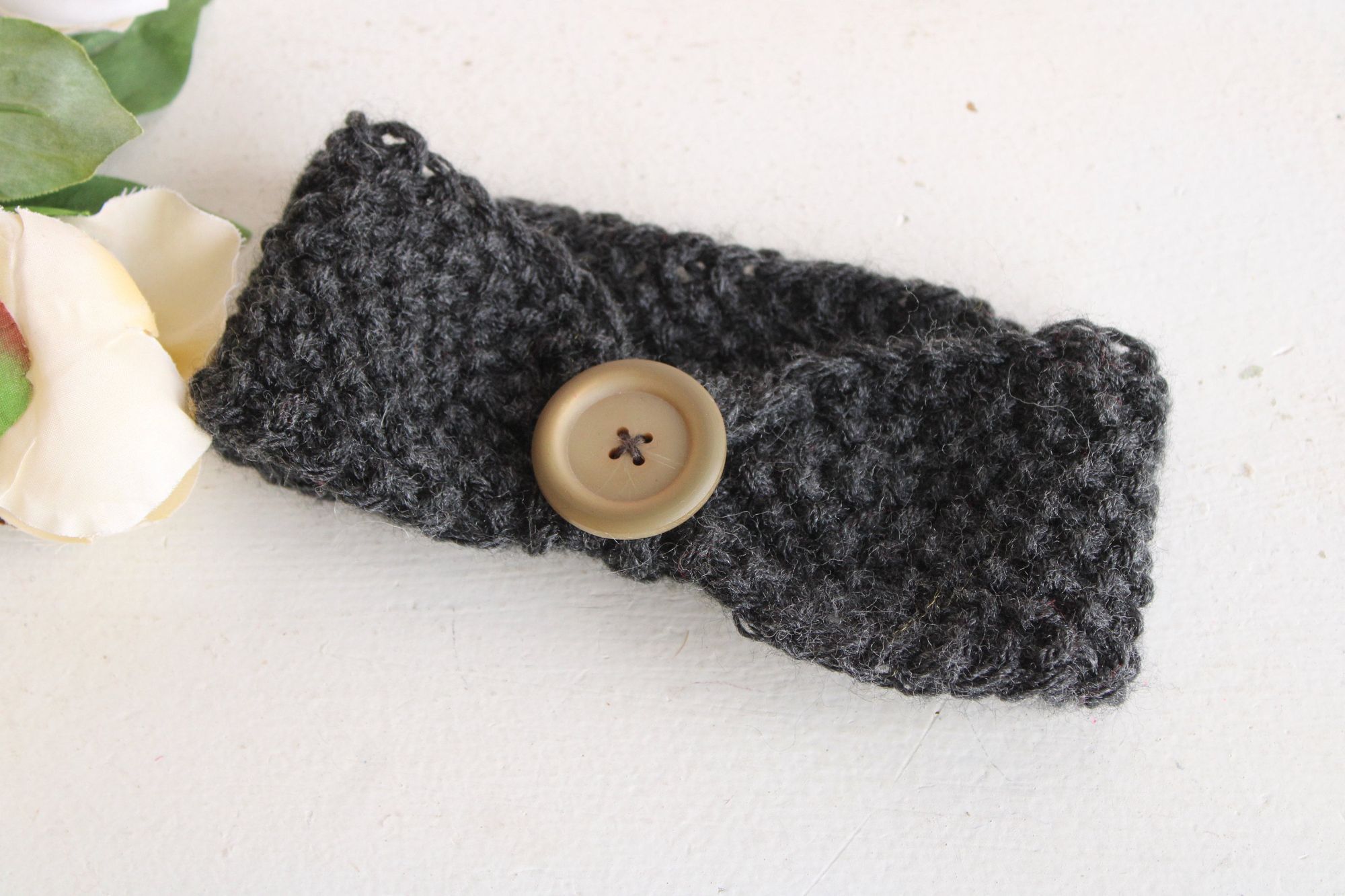 Handmade Hand Knit Headband, Earwarmer in Gray, with a Vintage Button Size ONE SIZE - 8 Thumbnail