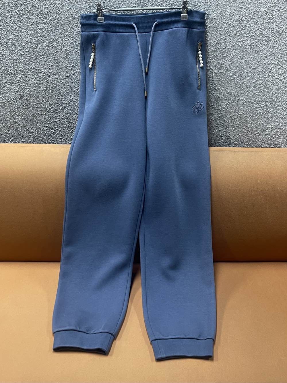Louis Vuitton Louis Vuitton Embroidered Joggers Size 30 Size US 30 / EU 46 - 1 Thumbnail