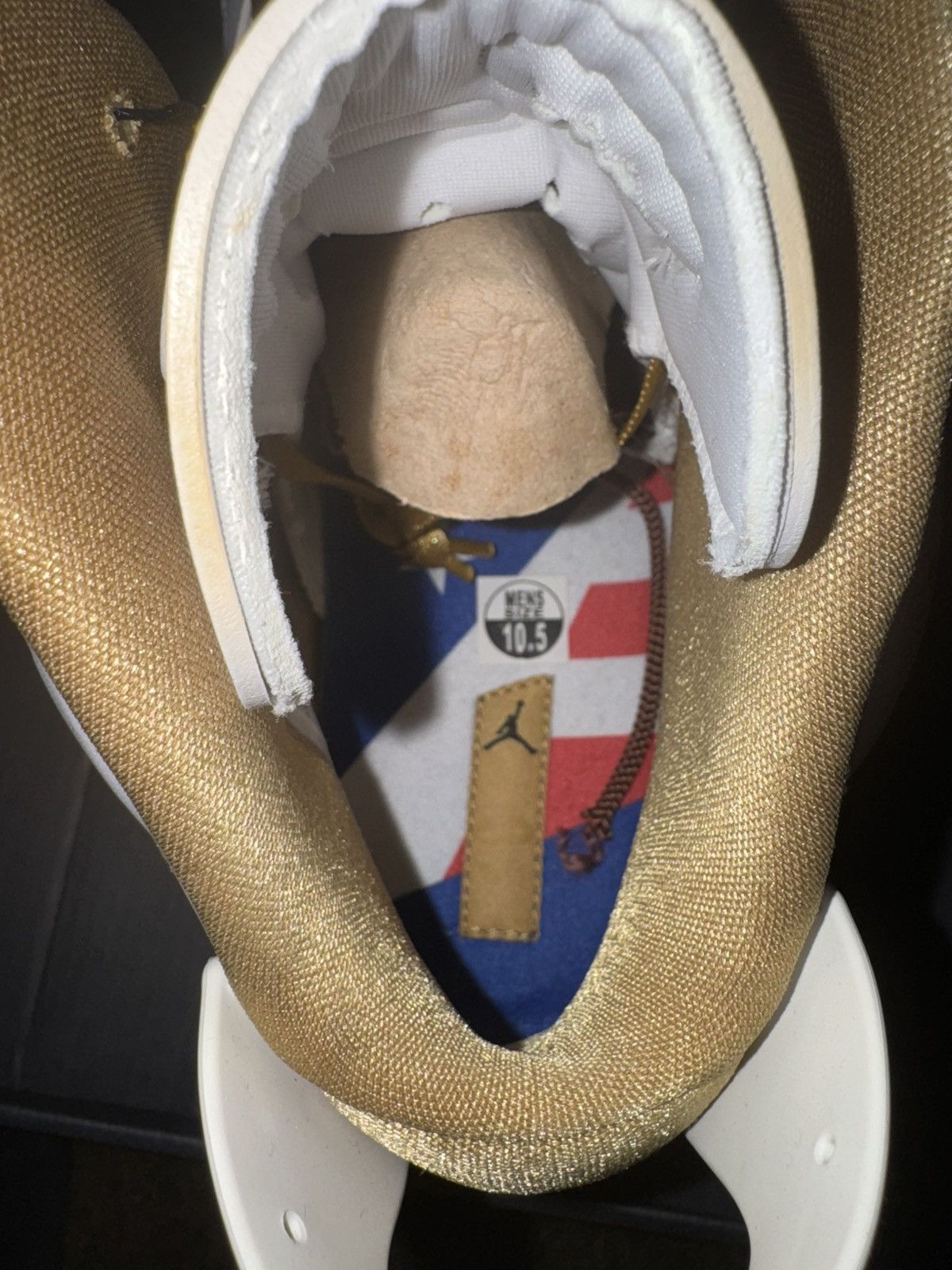 Jordan Brand Jordan 6 Retro Golden Moments Pack Size US 10.5 / EU 43-44 - 9 Thumbnail