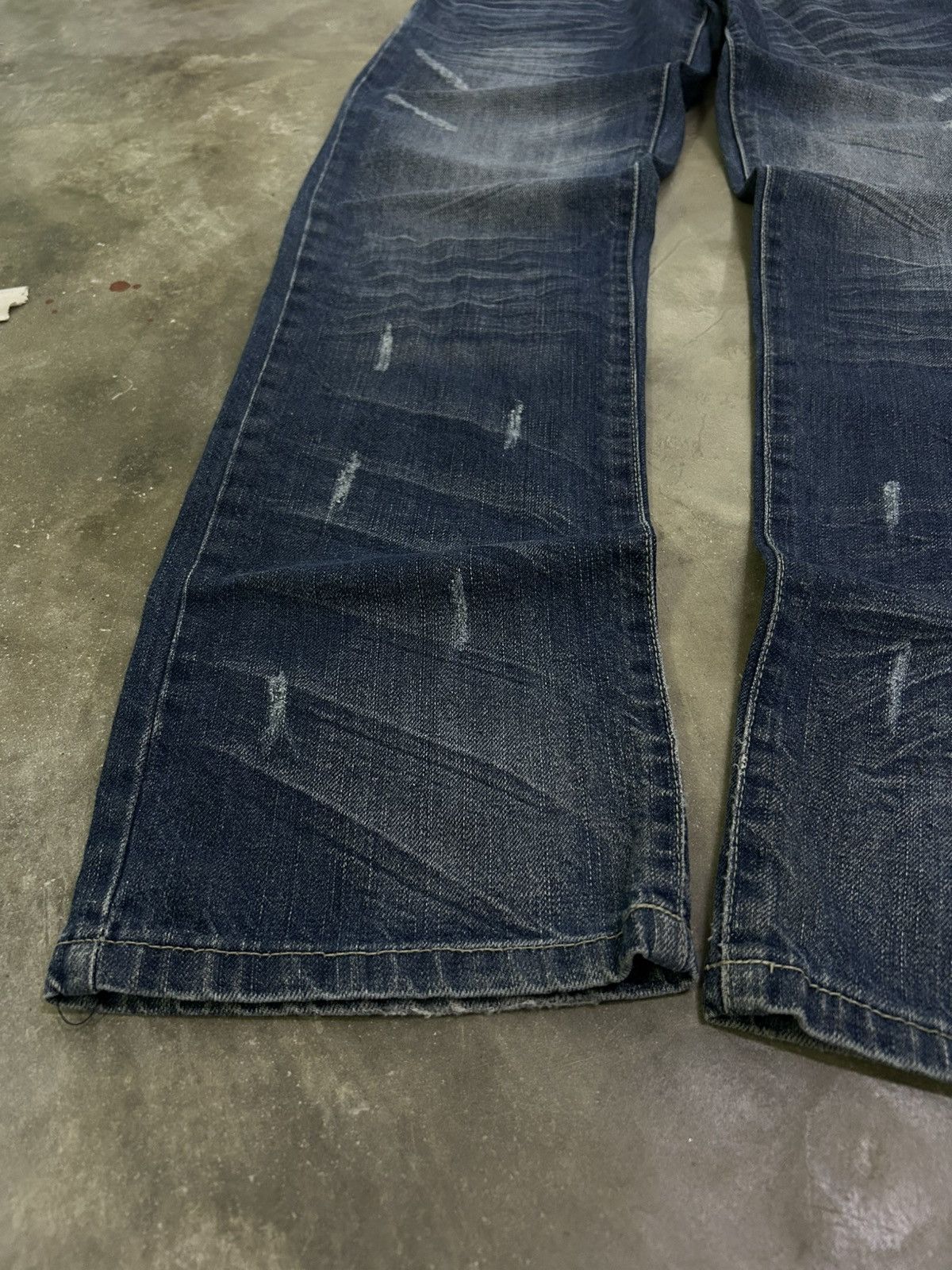GOSTAR DE FUGA Nylaus Y2K Distressed Baggy Studded Heavy Washed Whisker Size US 30 / EU 46 - 4 Thumbnail