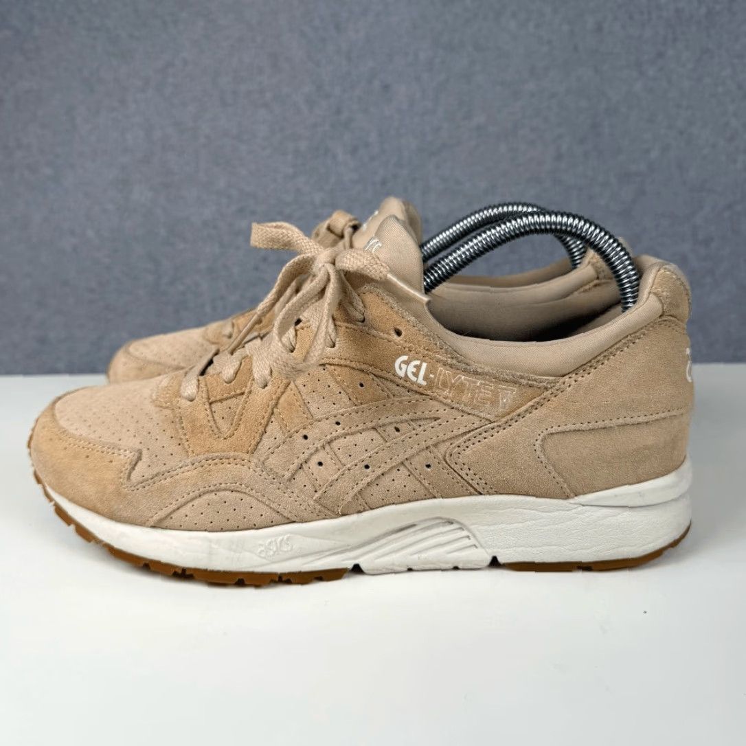 Asics ASICS GEL-Lyte V x Monkey Time Sand Layer 2015 Men’s Size 8 Rare Athletic Sneaker Tan Mens Size US 8 / EU 41 - 3 Thumbnail
