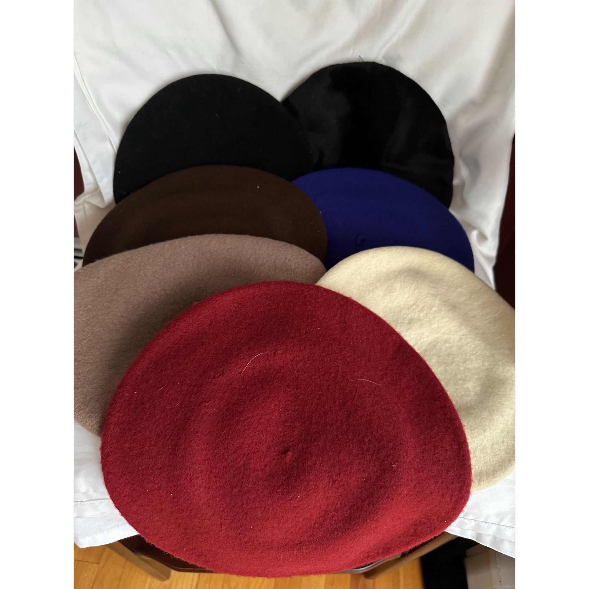 7 vintage berets ParisFrance Czechoslavakia Amazing colle
