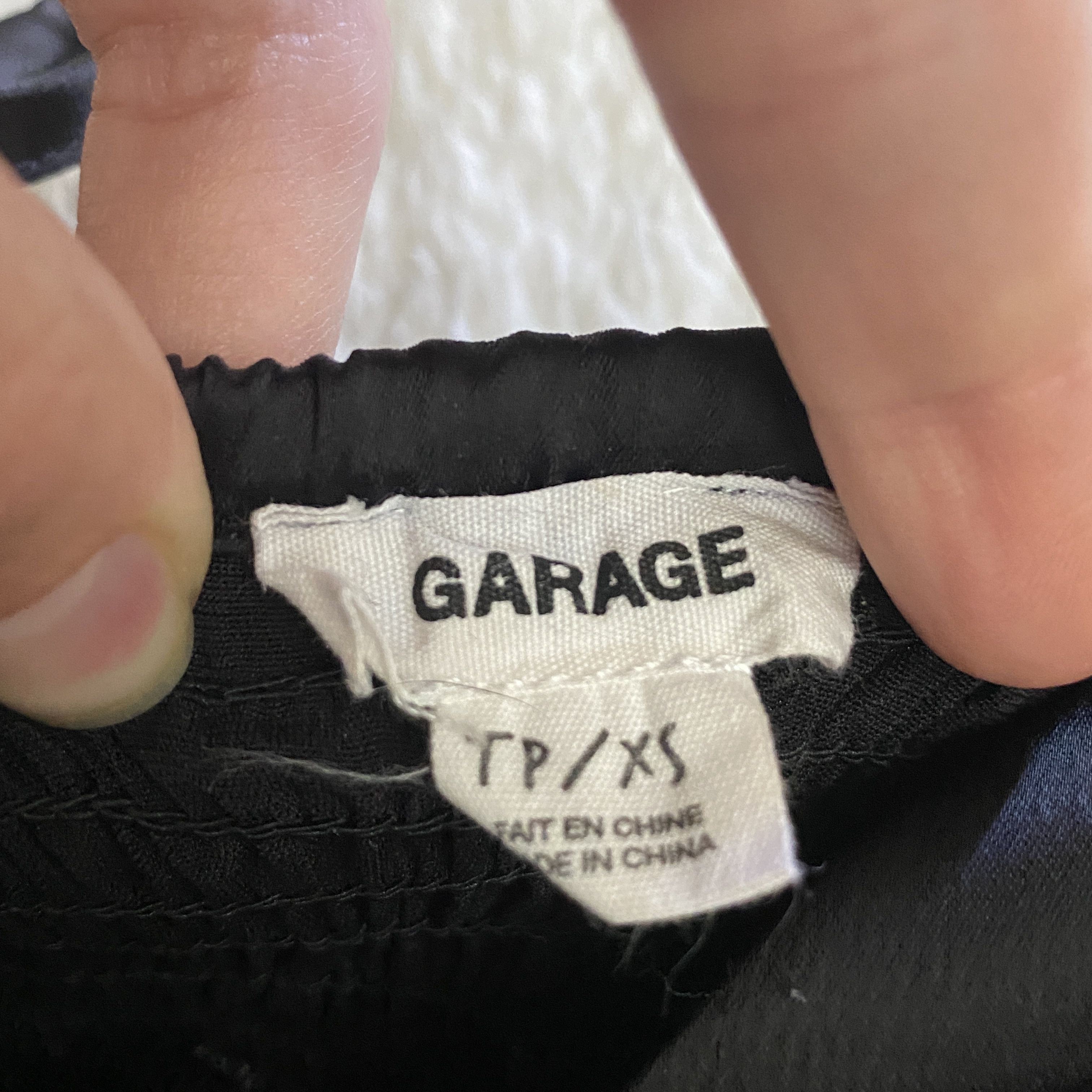 Garage Garage Women’s Black Satin Crop Top – Size XS Size XS / US 0-2 / IT 36-38 - 2 Thumbnail
