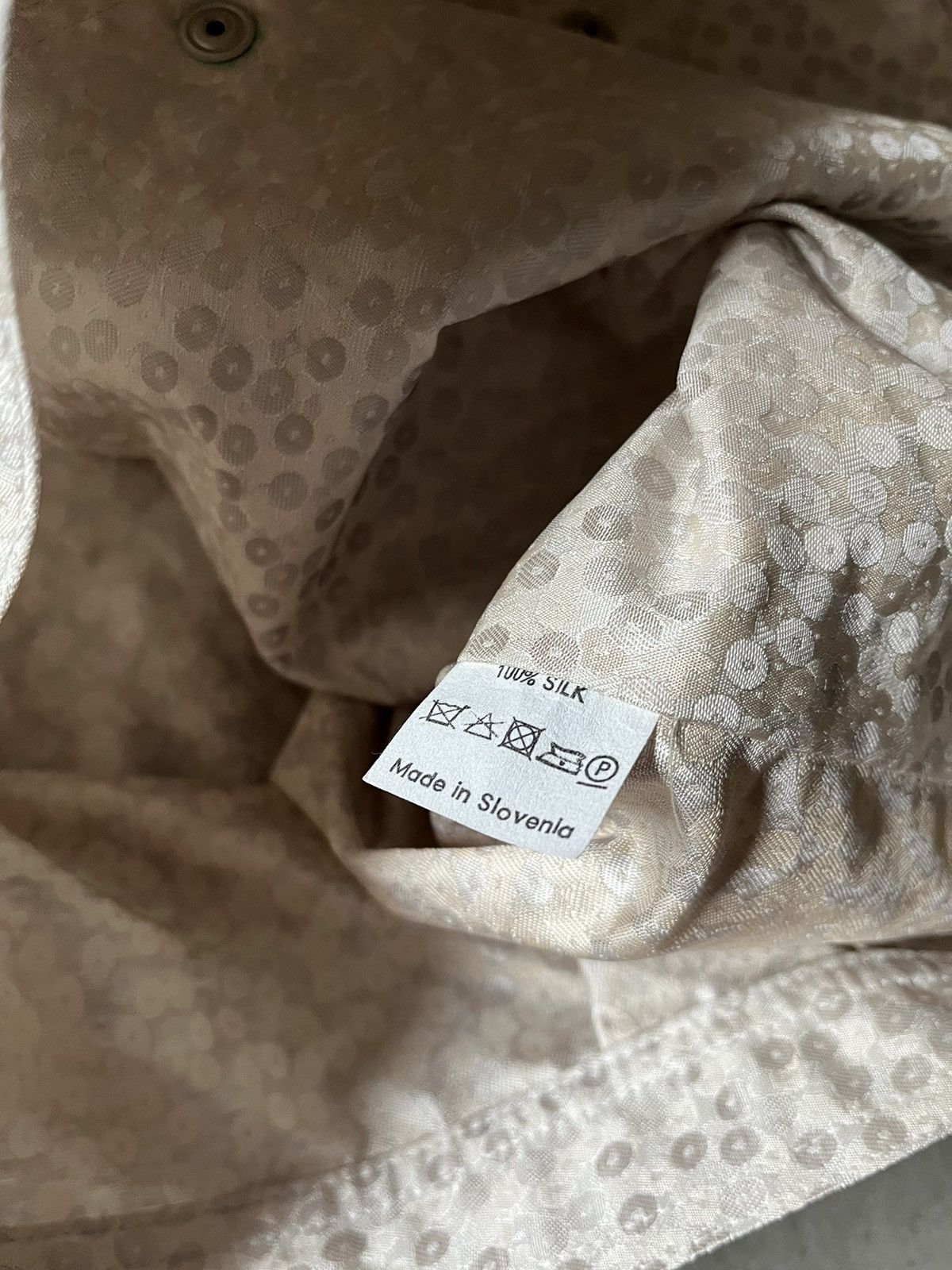 Dries Van Noten Dries Van Noten silk button up jacket polka dot Size L / US 10 / IT 46 - 13 Thumbnail