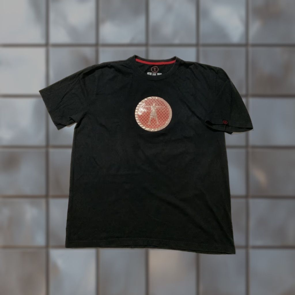 Converse VINTAGE Converse Dwyane Wade Miami Heat Basketball 3D Logo T-Shirt Sz. 2XL Mens Black T-Shirt Logo 90s Decade Sports Shirt Men Size US XXL / EU 58 / 5 - 1 Thumbnail
