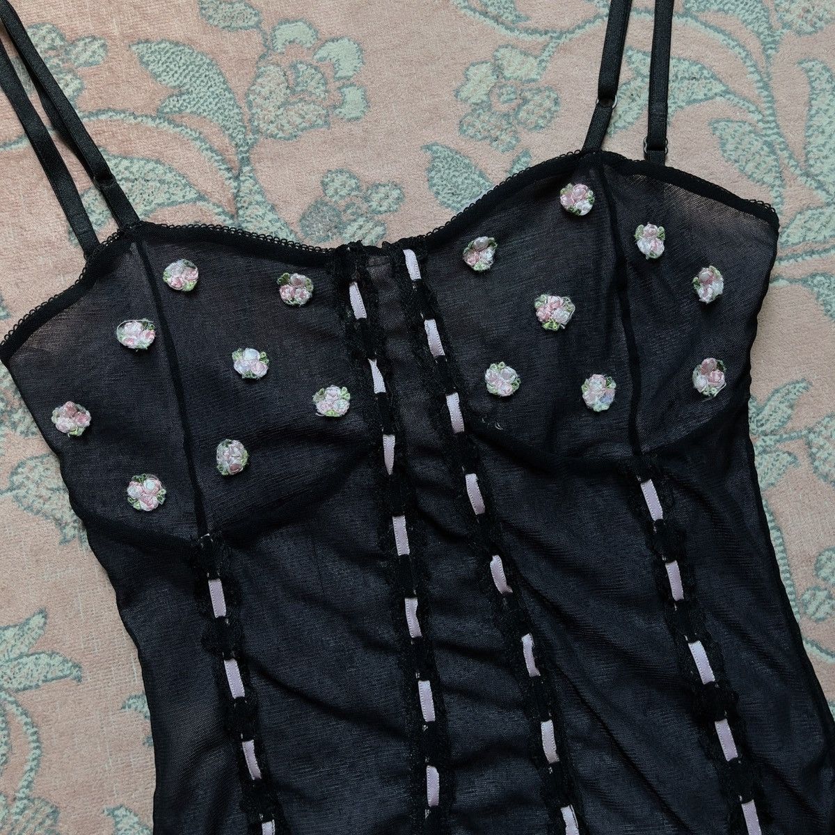 Vintage Vintage Black Floral Mesh Semi-Sheer Camisole (Small) Size S / US 4 / IT 40 - 5 Thumbnail