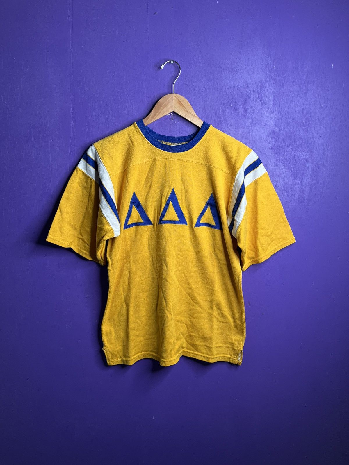 Vintage Vintage 70s Tri delta logo Kim jersey shirt Size US M / EU 48-50 / 2 - 1 Thumbnail