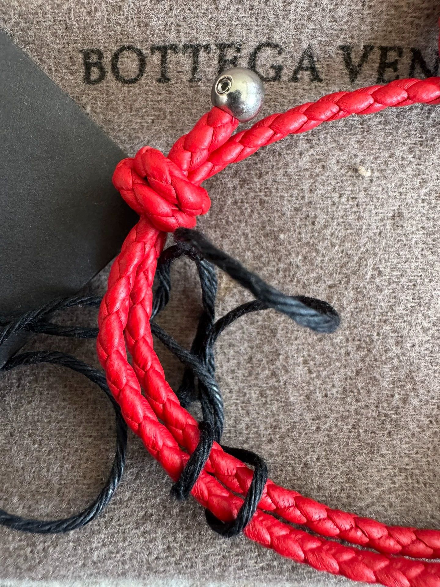 Bottega Veneta BV red unisex new with tags bracelet Size ONE SIZE - 7 Thumbnail