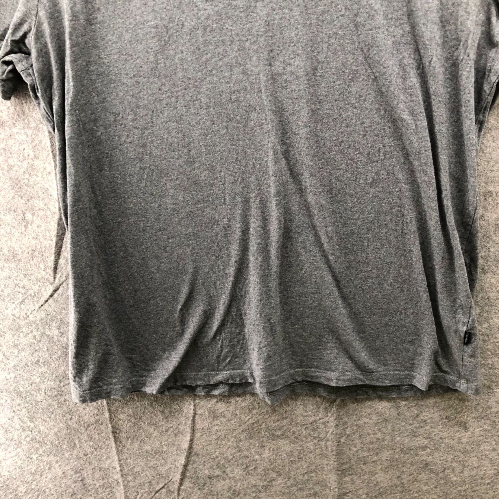 Calvin Klein Calvin Klein Liquid Touch T Shirt Mens XL Gray Short Sleeve Crewneck Cotton Size US XL / EU 56 / 4 - 4 Thumbnail