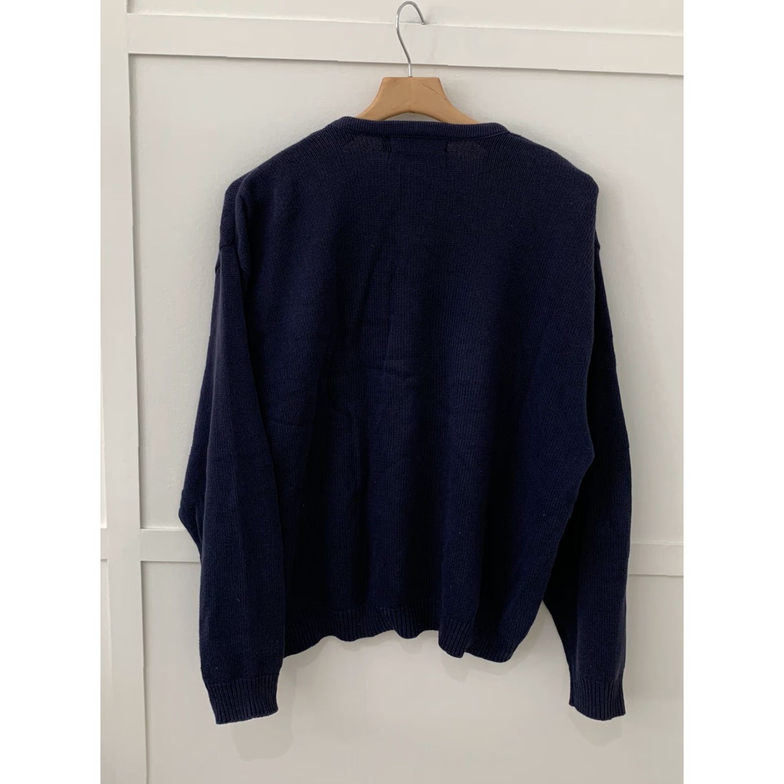Brooks Brothers VINTAGE Brooks Brothers Sweater Mens L Navy Oversized V-Neck Cotton Knit 90s Preppy Mens Size US L / EU 52-54 / 3 - 2 Thumbnail