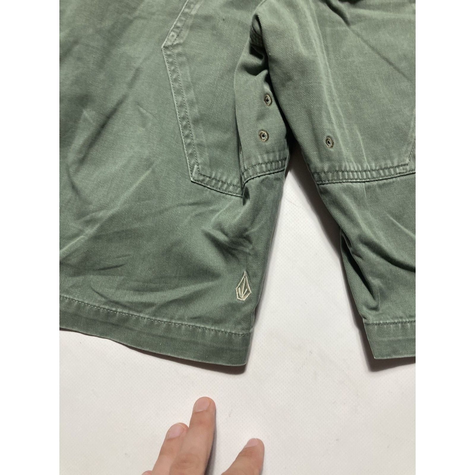 Volcom Vintage Volcom Olive shorts cargo y2k Size US 28 / EU 44 - 8 Thumbnail
