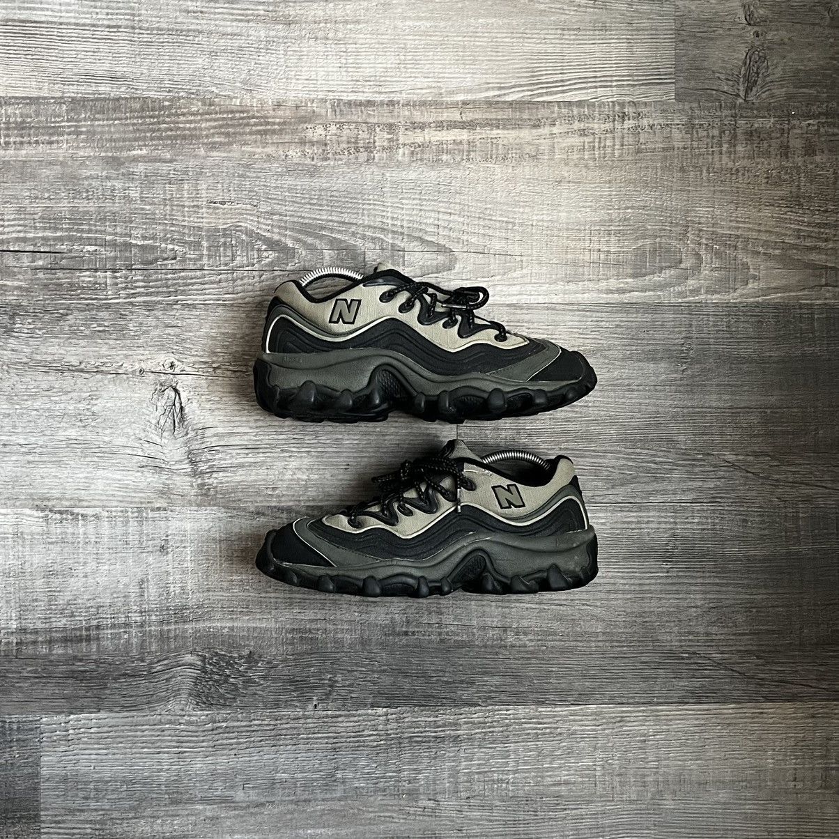 New Balance NEW BALANCE • 650 "Vintage" (9.5M) Size US 9.5 / EU 42-43 - 1 Thumbnail