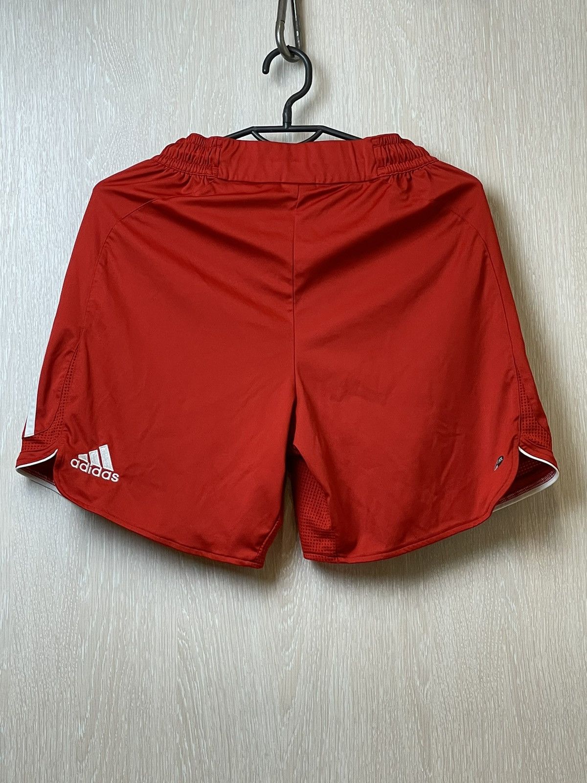 Adidas 2006 2007 Liverpool Adidas Home Vintage Soccer Shorts Size US 34 / EU 50 - 3 Thumbnail