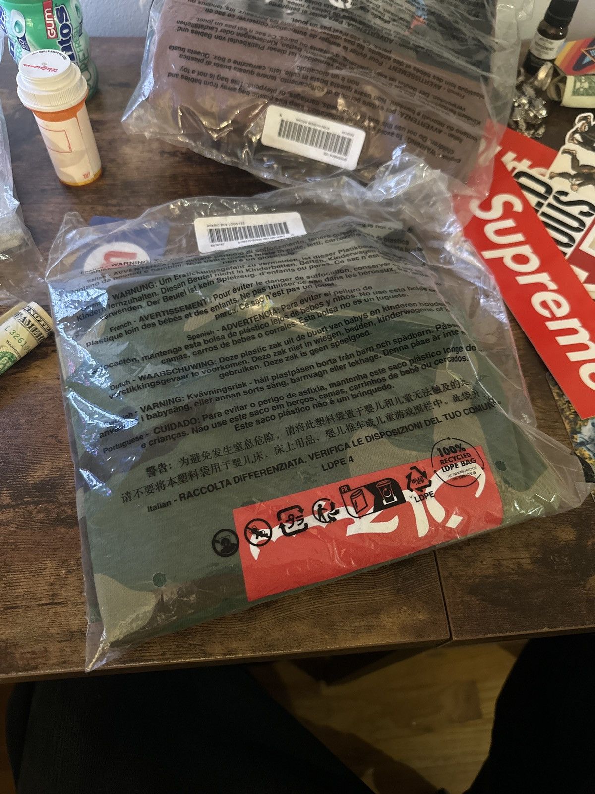 Supreme In hand - SS26 Supreme Arabic Box Logo Tee Size US XL / EU 56 / 4 - 1 Thumbnail