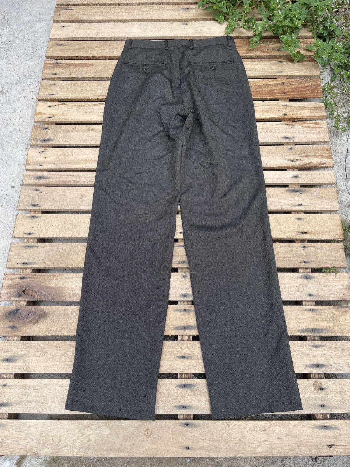 Calvin Klein Calvin Klein Casual Pants Size US 30 / EU 46 - 2 Thumbnail