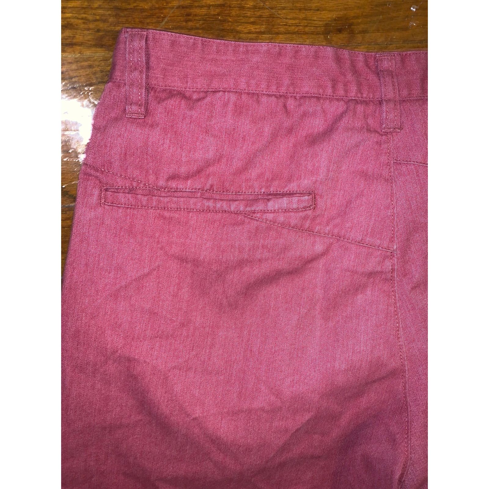 Volcom Volcom Men's Size 34 Chino Shorts Red Pink Flat Front Size US 34 / EU 50 - 10 Thumbnail