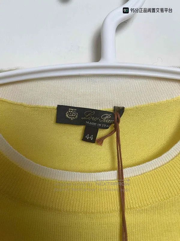 Loro Piana Loro Piana Round Neck Knit Short. Size US S / EU 44-46 / 1 - 1 Thumbnail