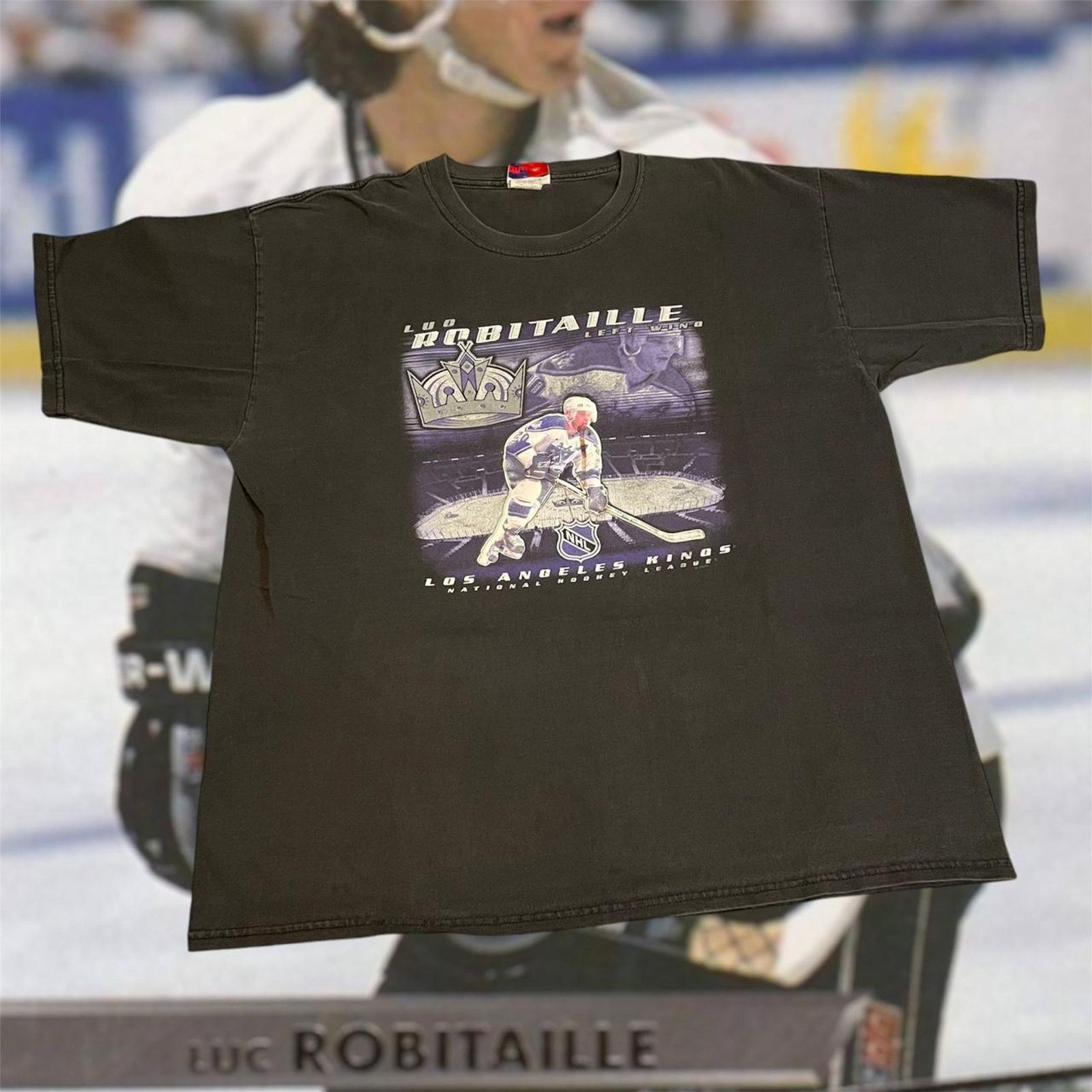 NHL Y2K 2000s NHL Luc Robitaille Los Angeles Kings Hockey Tee Size US XL / EU 56 / 4 - 1 Thumbnail