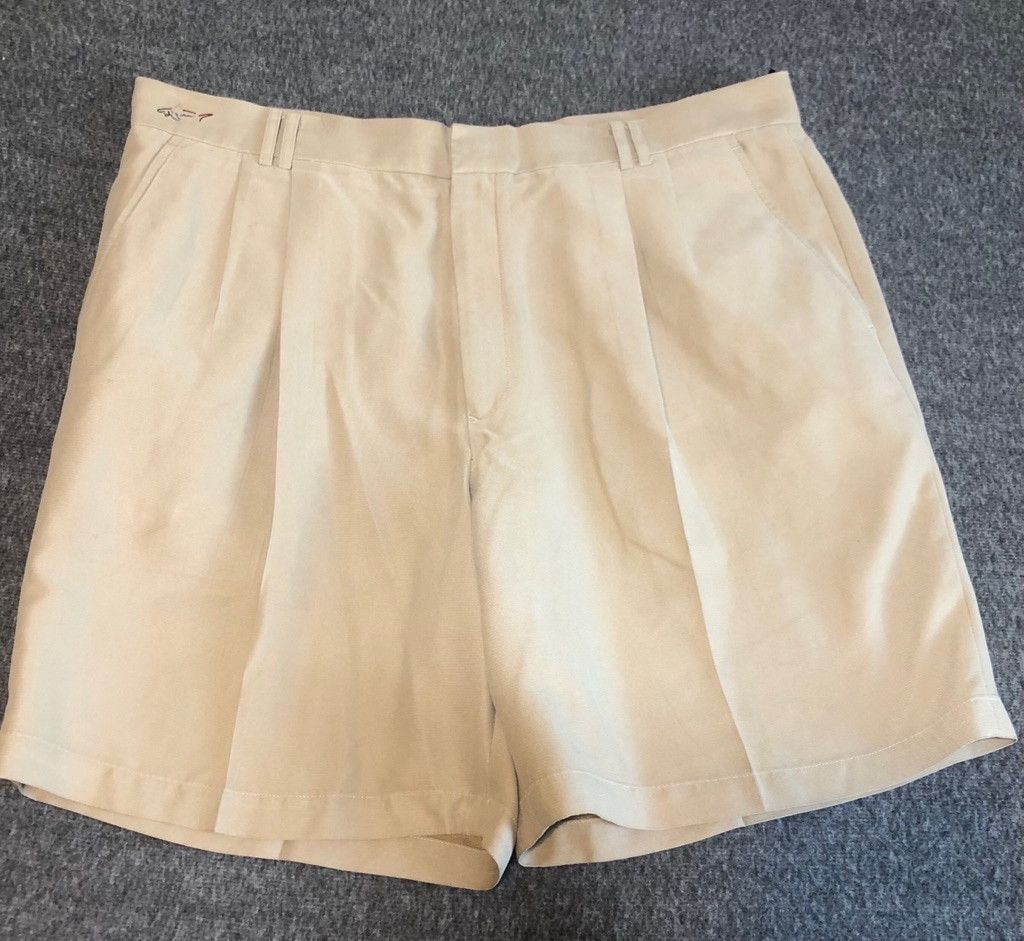 Greg Norman Greg Norman khaki shorts size 40 Size US 40 / EU 56 - 1 Thumbnail